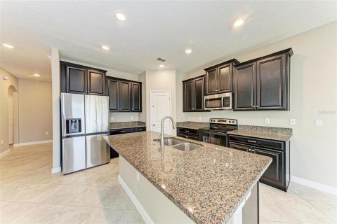 House in BELMONT in Ruskin, Florida 4 bedrooms, 263.29 sq.m. № 1724347 - photo 13