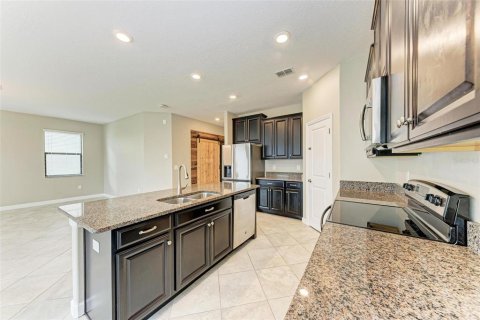 House in BELMONT in Ruskin, Florida 4 bedrooms, 263.29 sq.m. № 1724347 - photo 11