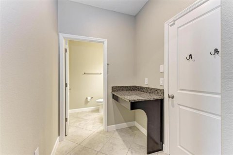 House in BELMONT in Ruskin, Florida 4 bedrooms, 263.29 sq.m. № 1724347 - photo 5