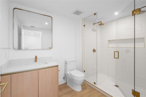 Condo in Miami, Florida  № 2180120 - photo 20