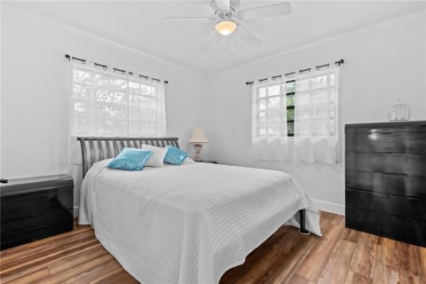 Casa en venta en Brandon, Florida, 3 dormitorios, 213.12 m2 № 1838390 - foto 6