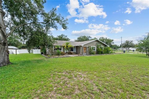 Casa en venta en Brandon, Florida, 3 dormitorios, 213.12 m2 № 1838390 - foto 2