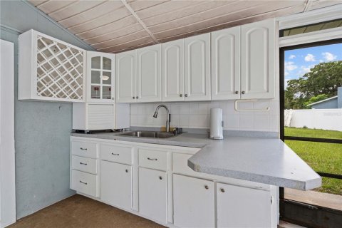 Casa en venta en Brandon, Florida, 3 dormitorios, 213.12 m2 № 1838390 - foto 27