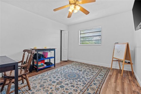 Casa en venta en Brandon, Florida, 3 dormitorios, 213.12 m2 № 1838390 - foto 19