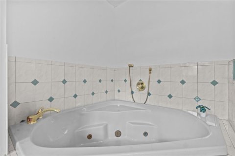 Casa en venta en Brandon, Florida, 3 dormitorios, 213.12 m2 № 1838390 - foto 30