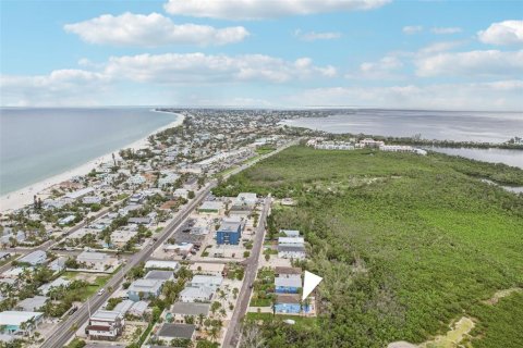 Купить виллу или дом в Холмс-Бич, Флорида 4 комнаты, 96.62м2, № 1815418 - фото 29