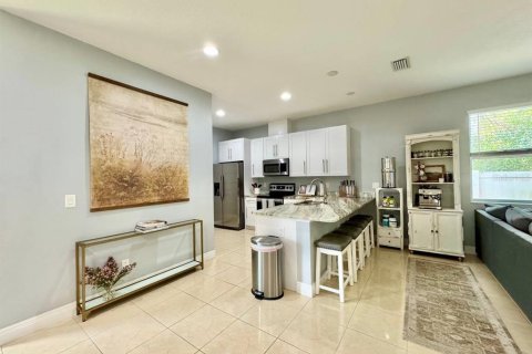 Villa ou maison à louer à Tampa, Floride: 3 chambres, 140.47 m2 № 2106999 - photo 5