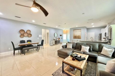 Villa ou maison à louer à Tampa, Floride: 3 chambres, 140.47 m2 № 2106999 - photo 13