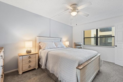 Condo in Bradenton, Florida, 2 bedrooms  № 1543000 - photo 6