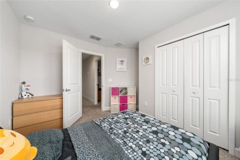 Touwnhouse à vendre à Kissimmee, Floride: 3 chambres, 147.81 m2 № 2111891 - photo 16