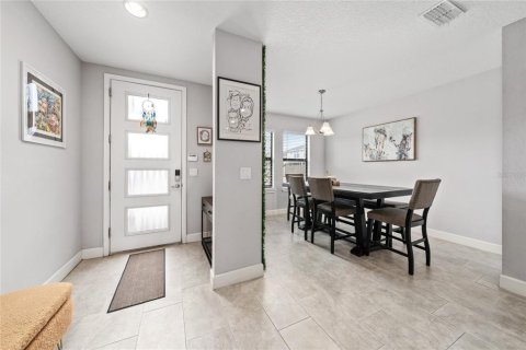 Touwnhouse à vendre à Kissimmee, Floride: 3 chambres, 147.81 m2 № 2111891 - photo 5