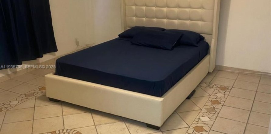 Apartamento en Hallandale Beach, Florida 1 dormitorio, 59.18 m2 № 1993823