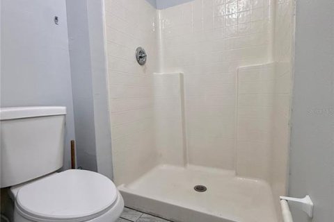 House in Winter Haven, Florida 4 bedrooms, 279.64 sq.m. № 2106783 - photo 28