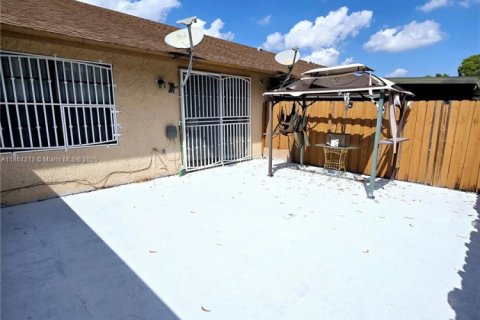 Купить таунхаус в Хайалиа, Флорида 2 спальни, 101.17м2, № 1981440 - фото 19