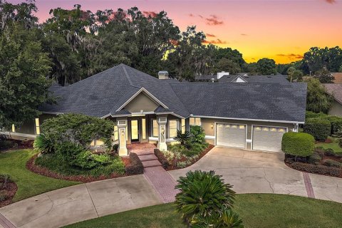 Villa ou maison à Ocala, Floride 3 chambres, 383.41 m2 № 2390763