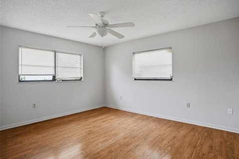 Casa en venta en Spring Hill, Florida, 2 dormitorios, 138.05 m2 № 2363227 - foto 19