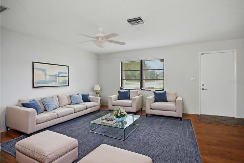 Casa en venta en Spring Hill, Florida, 2 dormitorios, 138.05 m2 № 2363227 - foto 18