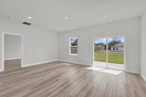 House in Ocala, Florida 4 bedrooms, 173.26 sq.m. № 1746395 - photo 12