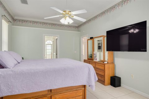 Villa ou maison à vendre à Palm Harbor, Floride: 4 chambres, 210.42 m2 № 2400945 - photo 28