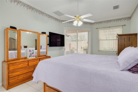 Villa ou maison à vendre à Palm Harbor, Floride: 4 chambres, 210.42 m2 № 2400945 - photo 27