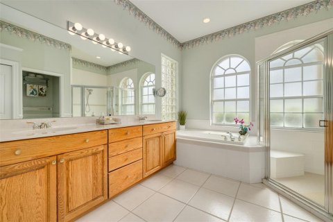 Villa ou maison à vendre à Palm Harbor, Floride: 4 chambres, 210.42 m2 № 2400945 - photo 29