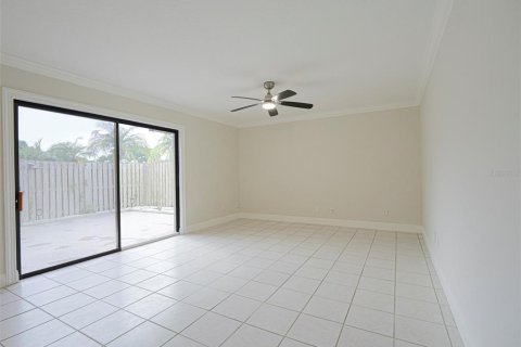 Townhouse in Vero Beach, Florida 2 bedrooms, 105.91 sq.m. № 2376880 - photo 10