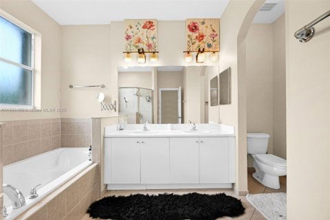 Adosado en venta en Miami, Florida, 3 dormitorios, 155.15 m2 № 1942169 - foto 25