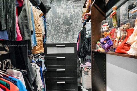 Adosado en venta en Miami, Florida, 3 dormitorios, 155.15 m2 № 1942169 - foto 28