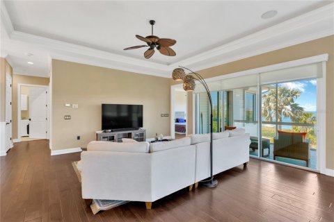 Villa ou maison à vendre à Tarpon Springs, Floride: 4 chambres, 254.46 m2 № 2111506 - photo 15