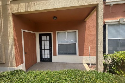 Condo in Orlando, Florida, 1 bedroom  № 1837977 - photo 3