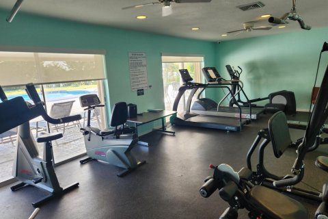 House in Deerfield Beach, Florida 2 bedrooms, 125.98 sq.m. № 2395505 - photo 9