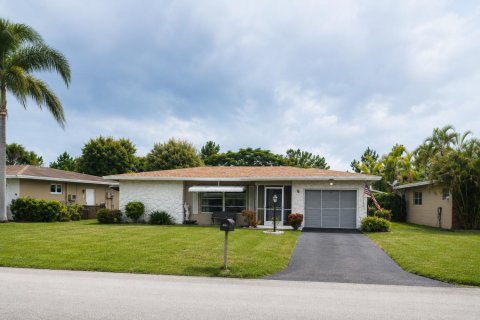 House in Deerfield Beach, Florida 2 bedrooms, 125.98 sq.m. № 2395505