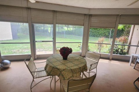 House in Deerfield Beach, Florida 2 bedrooms, 125.98 sq.m. № 2395505 - photo 6