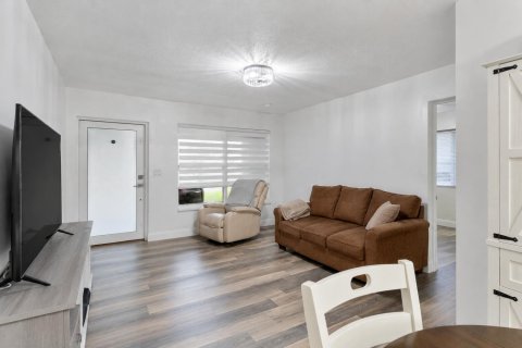 Villa ou maison à vendre à Margate, Floride: 3 chambres, 80.45 m2 № 2387033 - photo 9