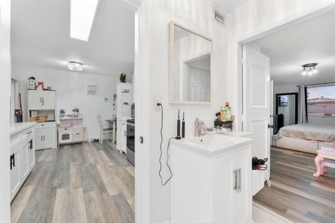 Villa ou maison à vendre à Margate, Floride: 3 chambres, 80.45 m2 № 2387033 - photo 14