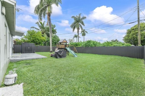 Villa ou maison à vendre à Margate, Floride: 3 chambres, 80.45 m2 № 2387033 - photo 23