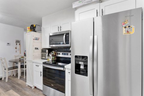 Villa ou maison à vendre à Margate, Floride: 3 chambres, 80.45 m2 № 2387033 - photo 7