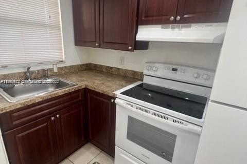 Condominio en alquiler en Margate, Florida, 1 dormitorio, 66.89 m2 № 2017802 - foto 5