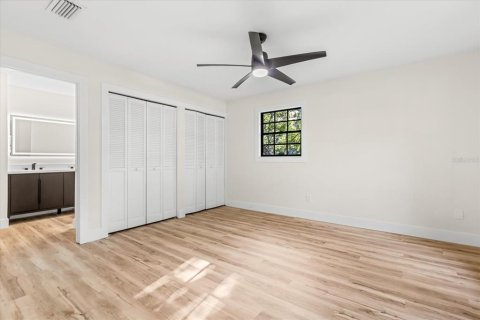 House in DeLand, Florida 3 bedrooms, 149.39 sq.m. № 1901525 - photo 17