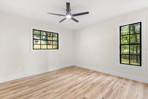 House in DeLand, Florida 3 bedrooms, 149.39 sq.m. № 1901525 - photo 24