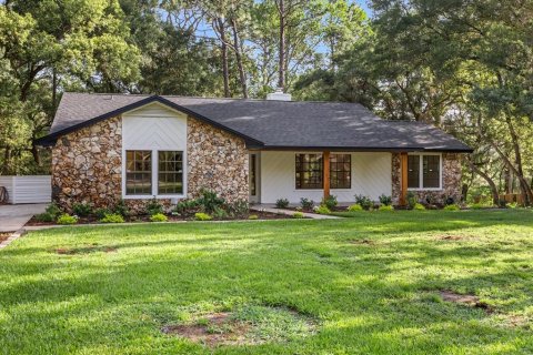 House in DeLand, Florida 3 bedrooms, 149.39 sq.m. № 1901525 - photo 2