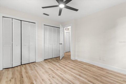 House in DeLand, Florida 3 bedrooms, 149.39 sq.m. № 1901525 - photo 15