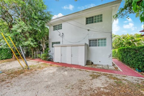 Commercial property in Coral Gables, Florida 254.09 sq.m. № 2076283 - photo 15