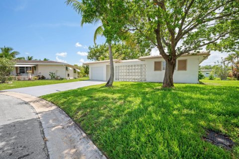 House in Margate, Florida 3 bedrooms, 147.44 sq.m. № 2173945 - photo 6