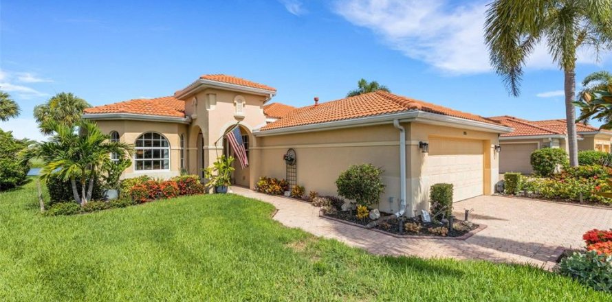 Villa ou maison à Nokomis, Floride 2 chambres, 185.25 m2 № 2216107