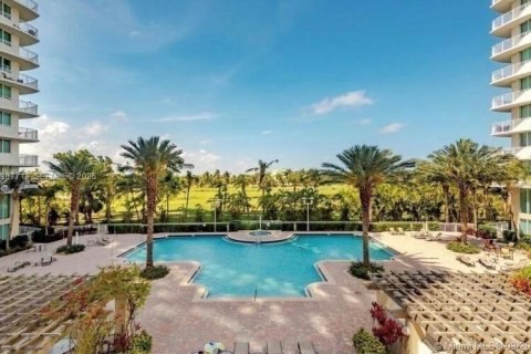 Condo in Hallandale Beach, Florida, 1 bedroom  № 2029742 - photo 21