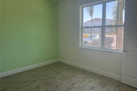 Adosado en venta en Kissimmee, Florida, 4 dormitorios, 159.7 m2 № 1754656 - foto 7