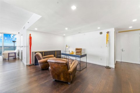 Купить кондоминиум в Майами, Флорида 2 спальни, 153.66м2, № 1692656 - фото 9