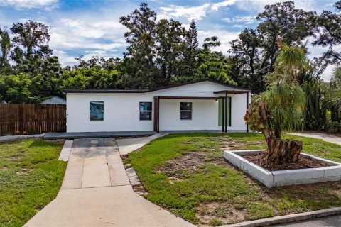 Casa en venta en Orlando, Florida, 4 dormitorios, 110.74 m2 № 1905999 - foto 3