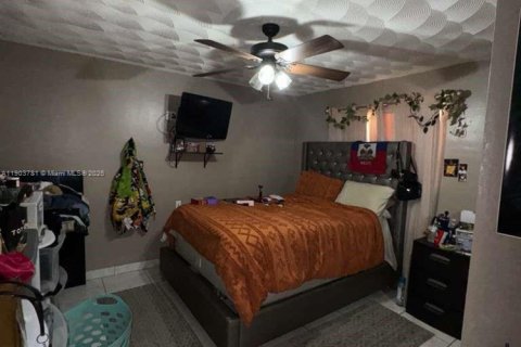 House in Miramar, Florida 3 bedrooms, 197.88 sq.m. № 1955074 - photo 26